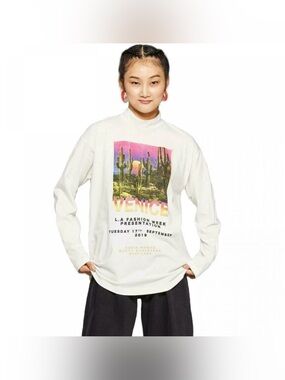 Venice Graphic Long-Sleeve Tee in off white,mock turtle neck•••NWT,Indie Grunge•